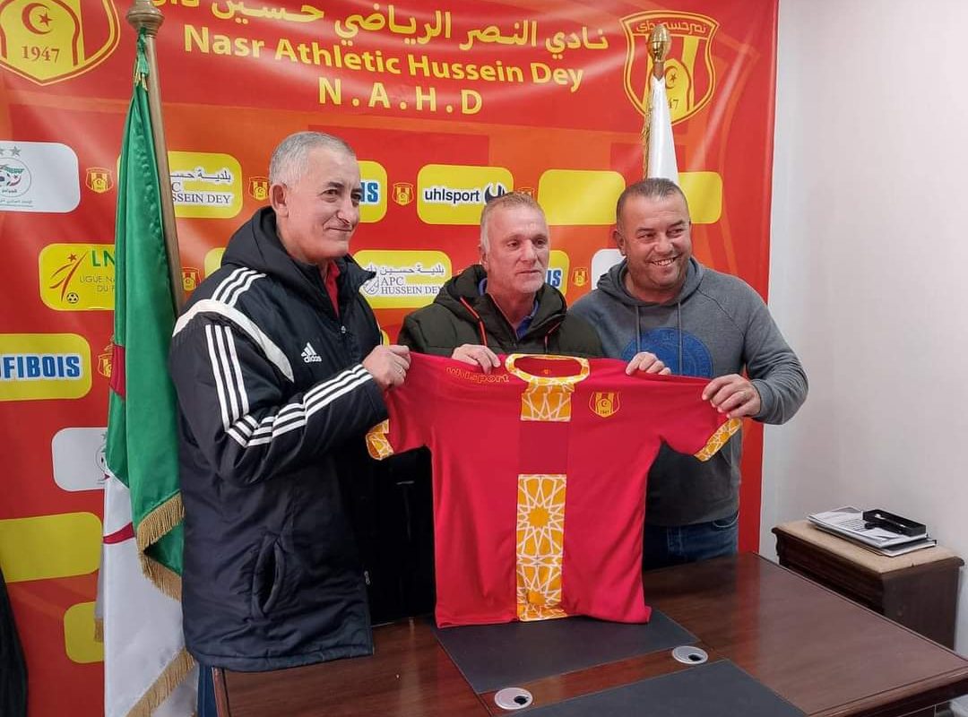 Hamlat nouvel entraîneur des U20
