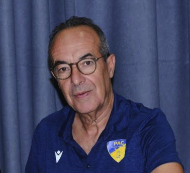 Bounefouf : « Recruter ? On préfère faire confiance à nos jeunes »