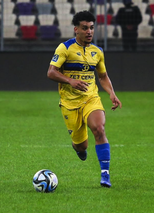 Zaoui relance la concurrence à droite