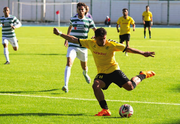 USMH 2-1 RCK : L’USMH renverse le RCK et s’offre un derby capital