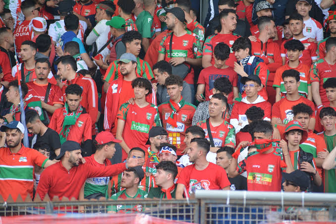 Les supporters s’opposent au maintien de l’actuelle direction !